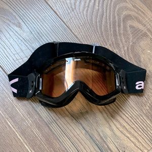 Anon Women’s Snow Goggles